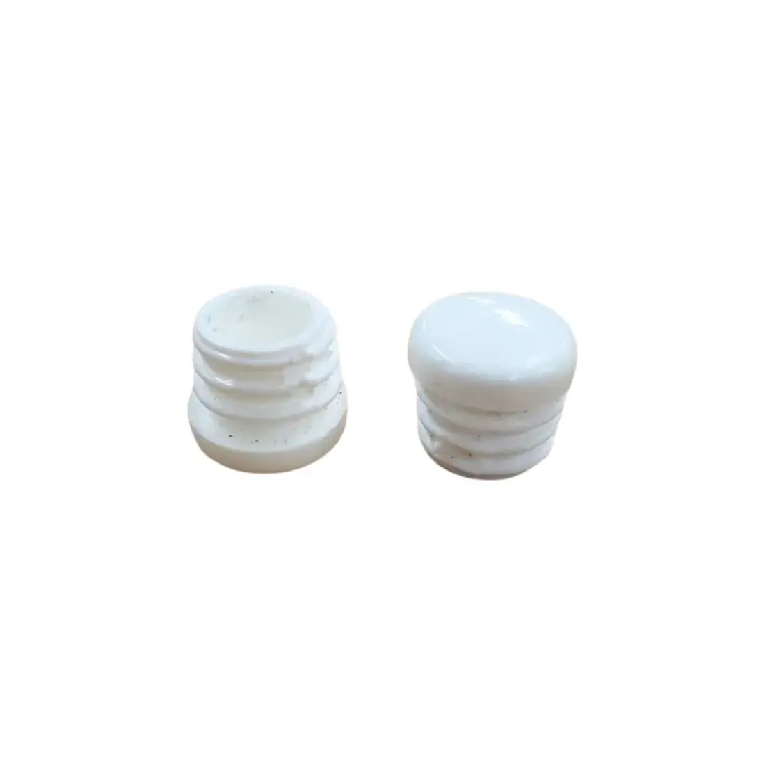 Plastic Internal Tube Closure Chair Tips 5/8"